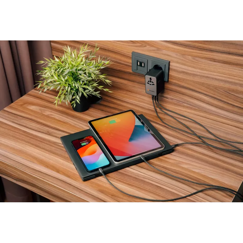 Verbatim Charge 'n' Travel 170W adattatore universale da viaggio nero