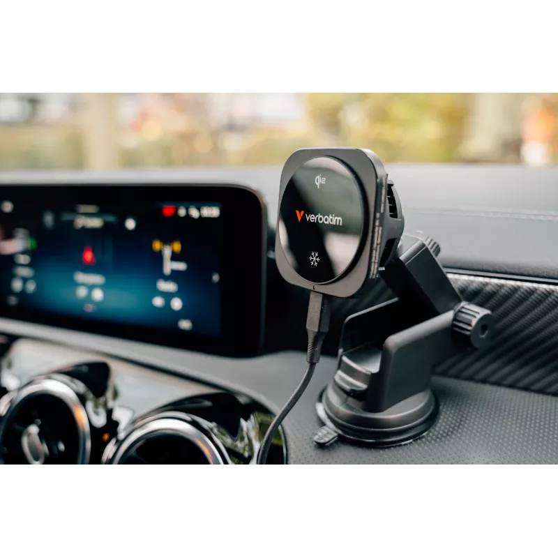 Verbatim Charge 'n' Drive Qi2 caricabatterie wireless magnetico per auto, auto, USB, ricarica wireless, 1 m, nero