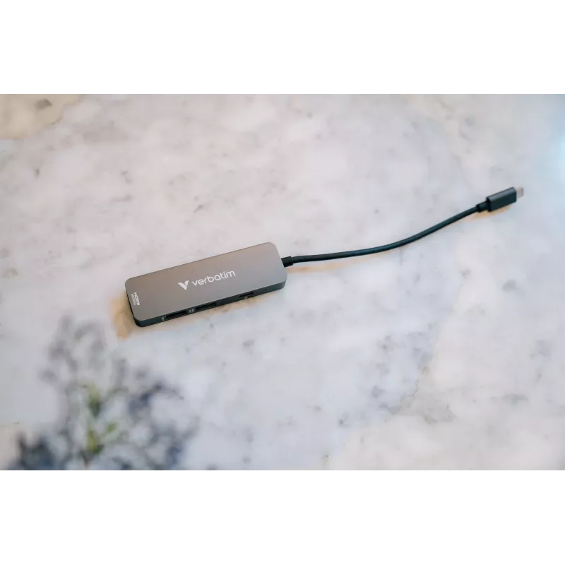 Verbatim USB-C Essentials hub multiporta 4 porte: HDMI, USB-C PD, USB-A 3.2 Gen 1, USB-A