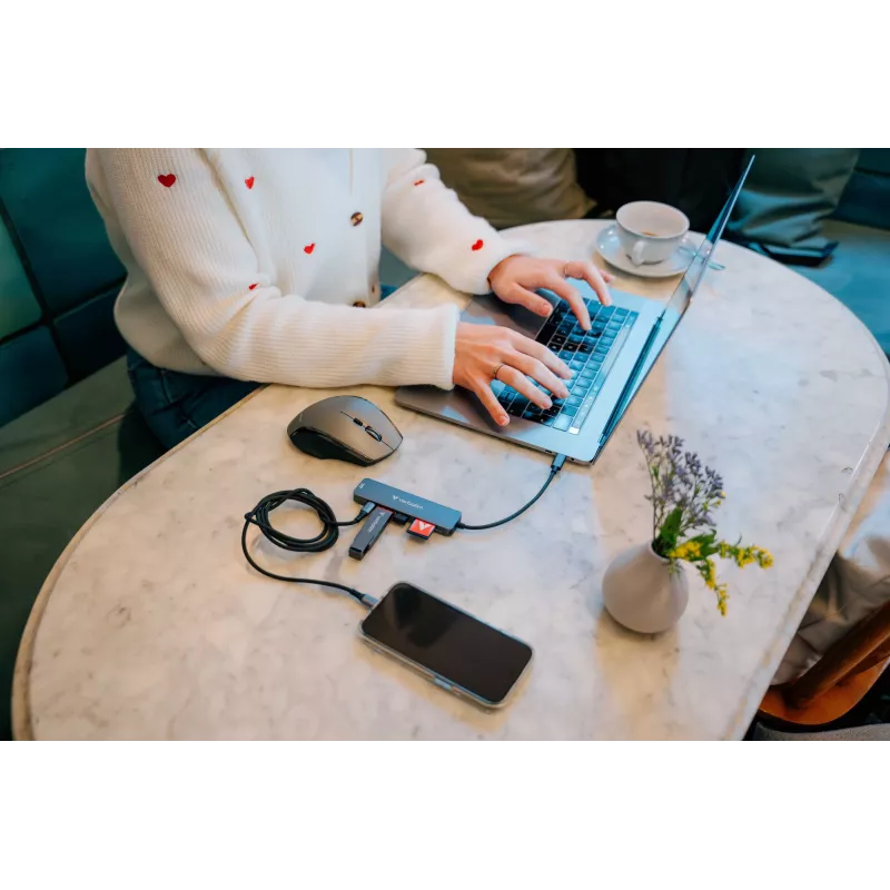 Verbatim USB-C Essentials hub multiporta 6 porte: HDMI, USB-C PD, USB-A 3.2 Gen 1, USB-A, SD e microSD