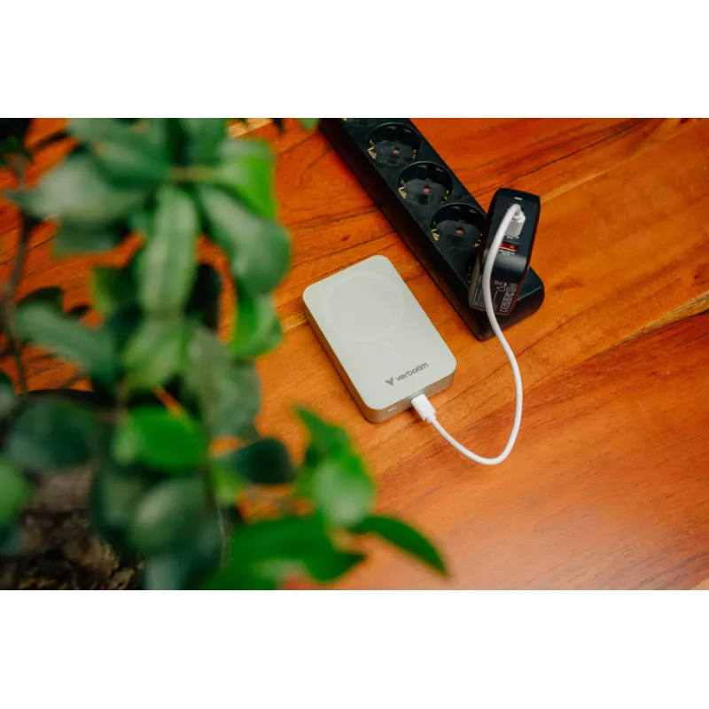 Verbatim Charge 'n' Go Essentials Powerbank wireless magnetico 20000 mAh Verde