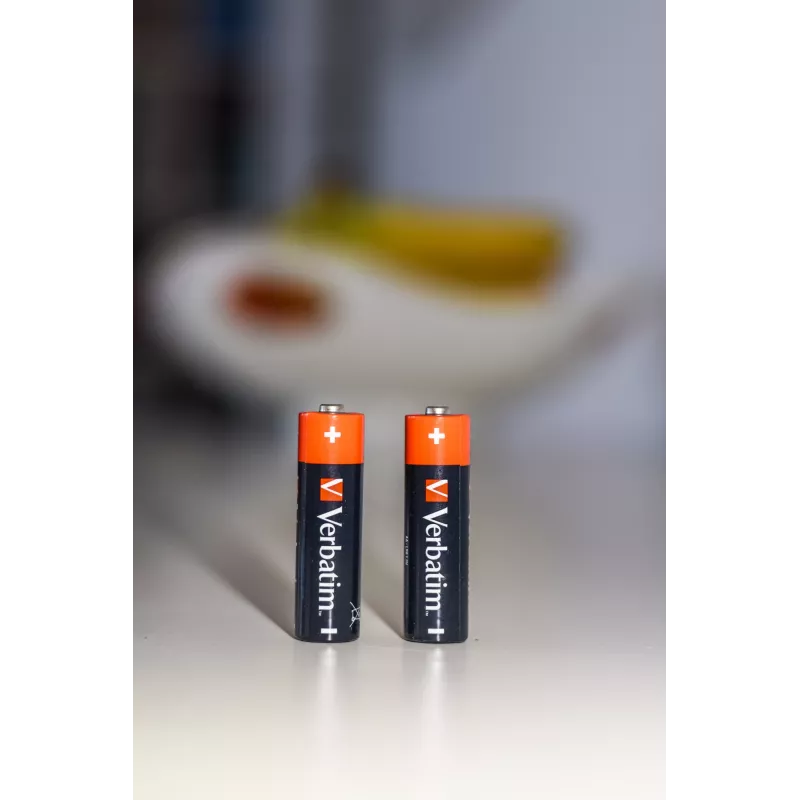 Verbatim batterie AA alcaline, batteria usa e getta, AA, alcalina, 1,5 V, 10 pezzi, nero, rosso