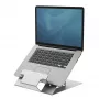 Fellowes Supporto per laptop da scrivania – Hylyft supporto per laptop regolabile per casa e ufficio – Supporto laptop con 6 regolazioni in altezza – dimensione max. monitor 17 pollici, peso max. 5 kg – argento/nero