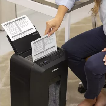 Fellowes AutoMax 90M Distruggidocumenti micro-taglio nero