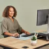 Fellowes Breyta Plus+ Mouse verticale – piccolo, destrimani, design verticale, ottico, Bluetooth + USB-C, 2400 DPI, nero