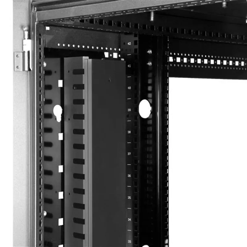 StarTech.com Gestore cavi verticale con canaline a dita – 0U – 3 ft.