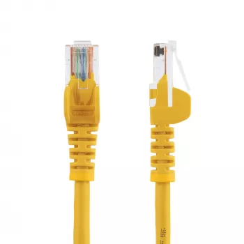 StarTech.com cavo patch Ethernet Cat5e con connettori RJ45 senza linguetta – 0,5 m, giallo