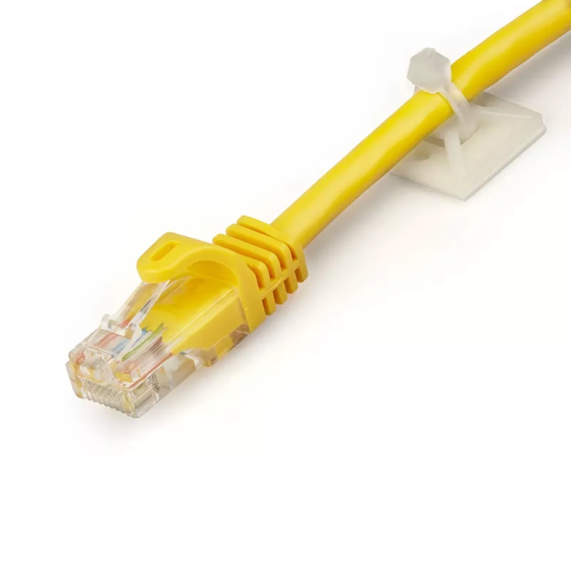 StarTech.com confezione da 100 basi per fascette con nastro adesivo per fascette larghe 4,6 mm - basi per fascette in nylon/plastica - basi per avvolgimento cavi elettrici/di rete / 94V-2 resistenza al fuoco e UL listato TAA
