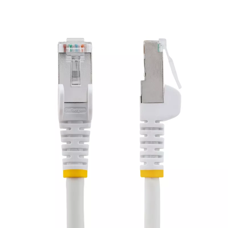 StarTech.com Cavo Ethernet CAT6a da 3 m – bianco – Low Smoke Zero Halogen (LSZH) – cavo patch di rete S/FTP 10GbE 500MHz 100W PoE++ RJ-45 snagless con scarico della trazione