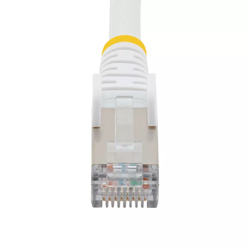 StarTech.com Cavo Ethernet CAT6a da 7,5 m – bianco – Low Smoke Zero Halogen (LSZH) – cavo patch di rete S/FTP 10GbE 500MHz 100W PoE++ RJ-45 snagless con scarico della trazione