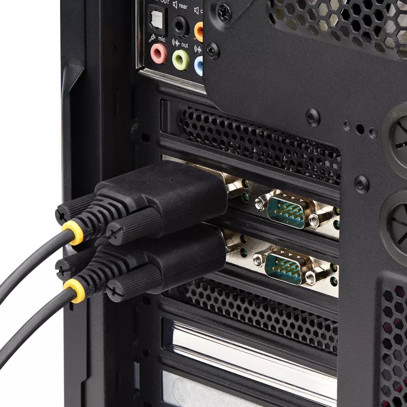 StarTech.com Scheda seriale PCIe a 4 porte, scheda seriale PCI Express quad-port a RS232/RS422/RS485 (DB9), staffa low-profile inclusa, UART 16C1050, Windows/Linux, conforme TAA – Protezione ESD livello 4