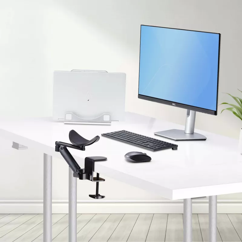 StarTech.com Bracciolo regolabile per scrivania da ufficio, supporto ergonomico per braccio/gomito, rotazione a 360 gradi, montaggio a morsetto/senza forare, nero