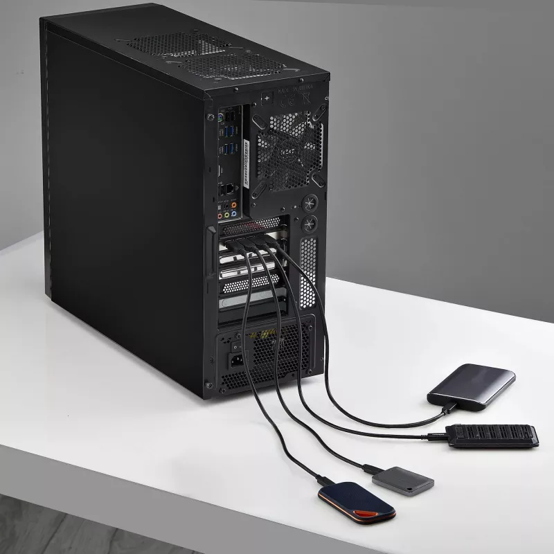StarTech.com scheda PCIe USB-A 4 porte, USB 3.2 10 Gbit/s, scheda di espansione PCI Express 3.0, 4x controller USB indipendenti, Windows/Linux/macOS, conforme TAA