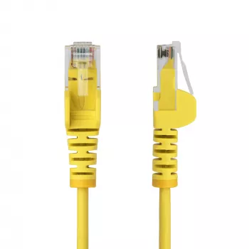 StarTech.com cavo Ethernet CAT6 slim giallo 2,5 m, protezione linguetta, 100 W PoE, UTP, LSZH, 28AWG rame puro nudo, cavo patch di rete RJ45 slim con scarico di trazione, testato singolarmente