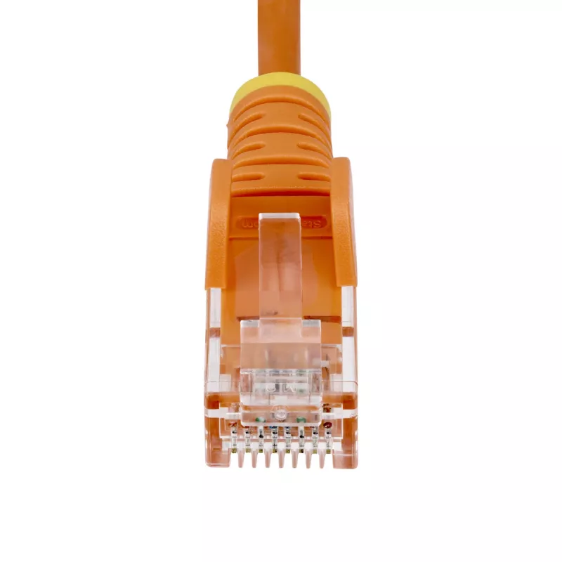 StarTech.com cavo Ethernet CAT6 sottile arancione da 25 cm, snagless, 100W PoE, UTP, LSZH, 28AWG rame puro nudo, cavo patch di rete RJ45 sottile con scarico di trazione, testato singolarmente