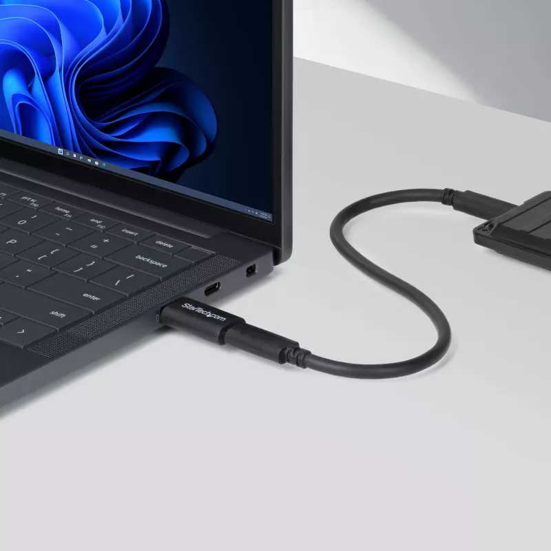 StarTech.com Adattatore da USB-A a USB-C, convertitore da connettore maschio USB-A a connettore femmina USB-C, USB 10Gbps, 5V 900mA, adattatore da USB a USB-C per caricabatterie/hub USB-A