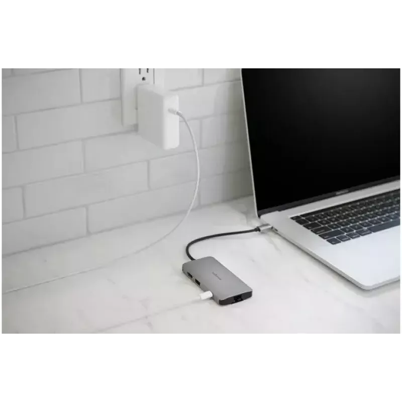 Kensington UH1400P dock mobile USB-C 8-in-1 senza driver