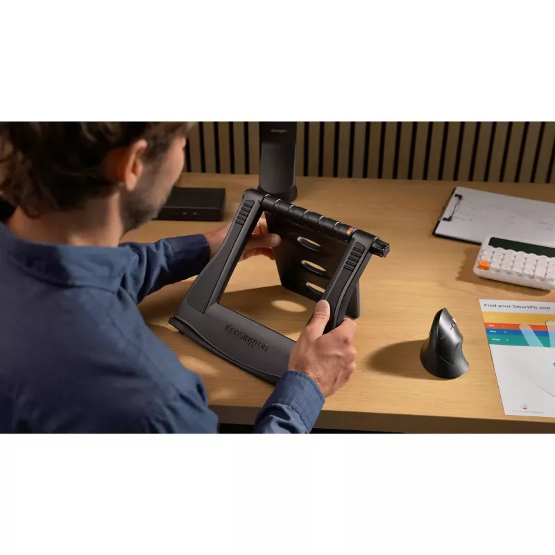 Kensington SmartFit Easy Riser supporto di raffreddamento per laptop - nero