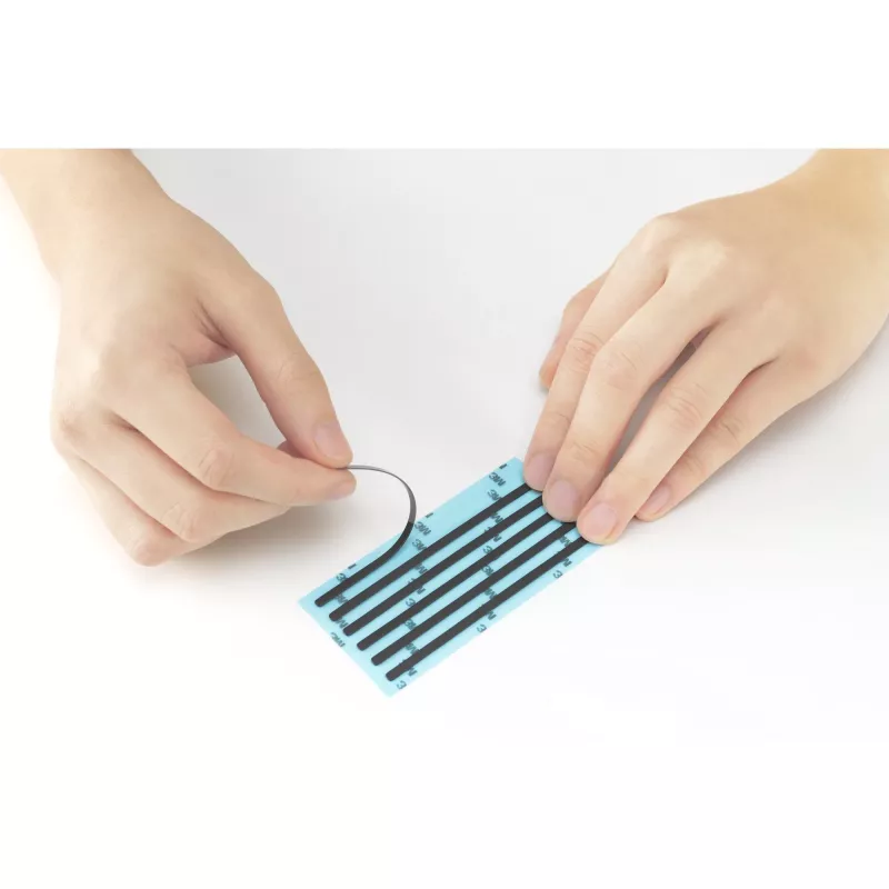 Set accessori di ricambio Kensington per filtri privacy magnetici MagPro per laptop (K58411WW)