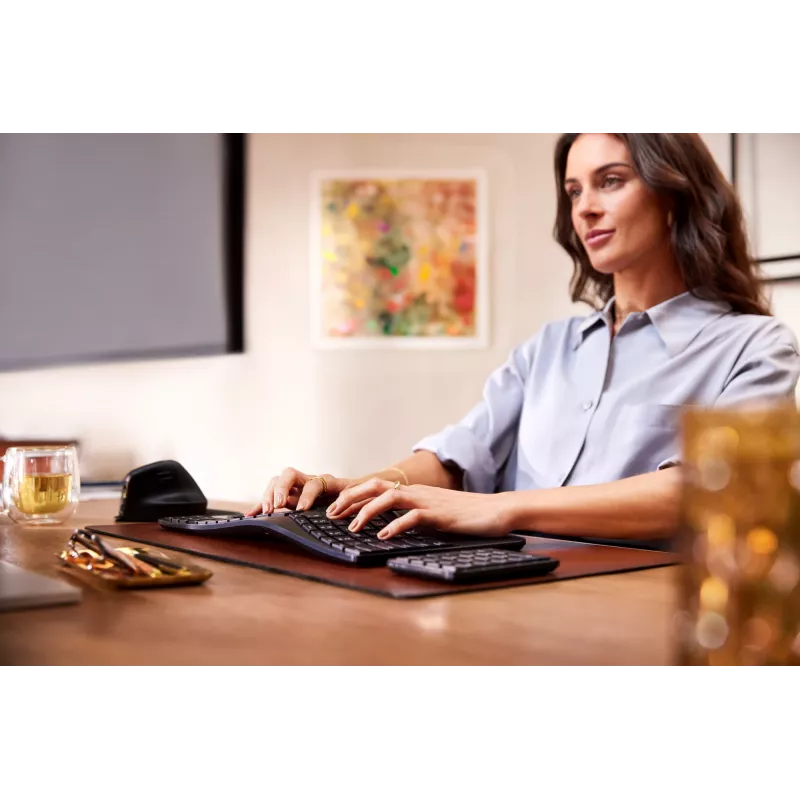 Tastiera wireless ergonomica HP 965, full-size (100%), wireless, RF wireless + Bluetooth, a membrana, nero