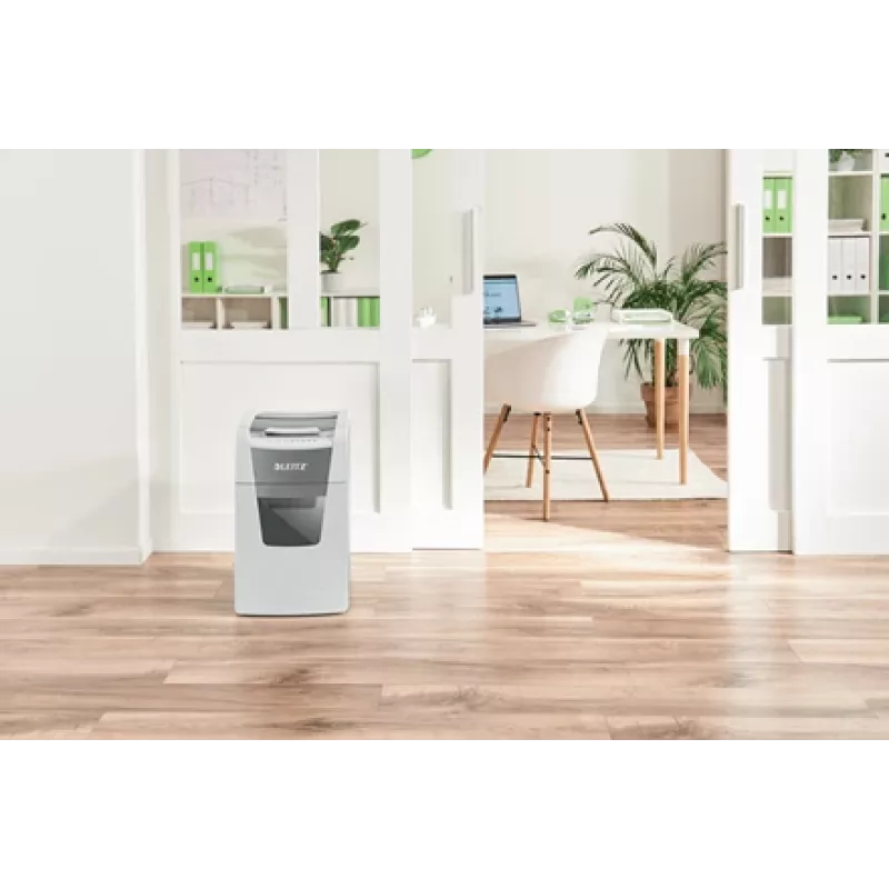 Leitz IQ Autofeed Office 150 Distruggidocumenti automatico P5, taglio micro, 22 cm, 2 x 15 mm, 44 L, 500 fogli, 55 dB