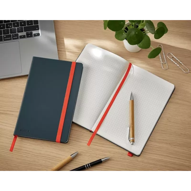 Leitz Cosy quaderno Soft Touch a quadretti con copertina rigida, monocromatico, nero, A5, 80 fogli, opaco, 100 g/m²