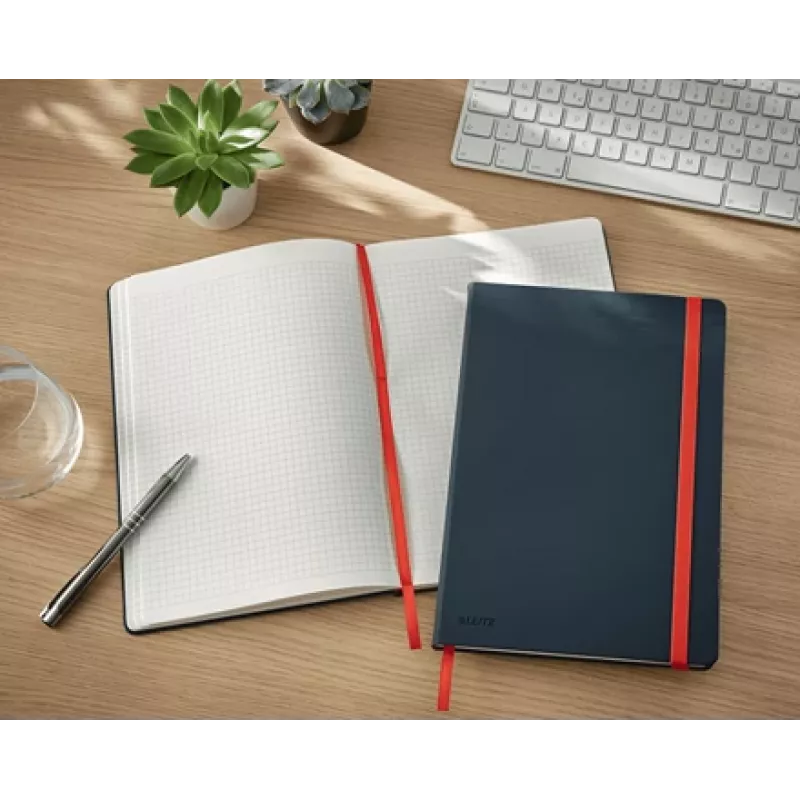 Leitz Cosy quaderno Soft Touch a quadretti con copertina rigida, monocromatico, nero, B5, 80 fogli, opaco, 100 g/m²