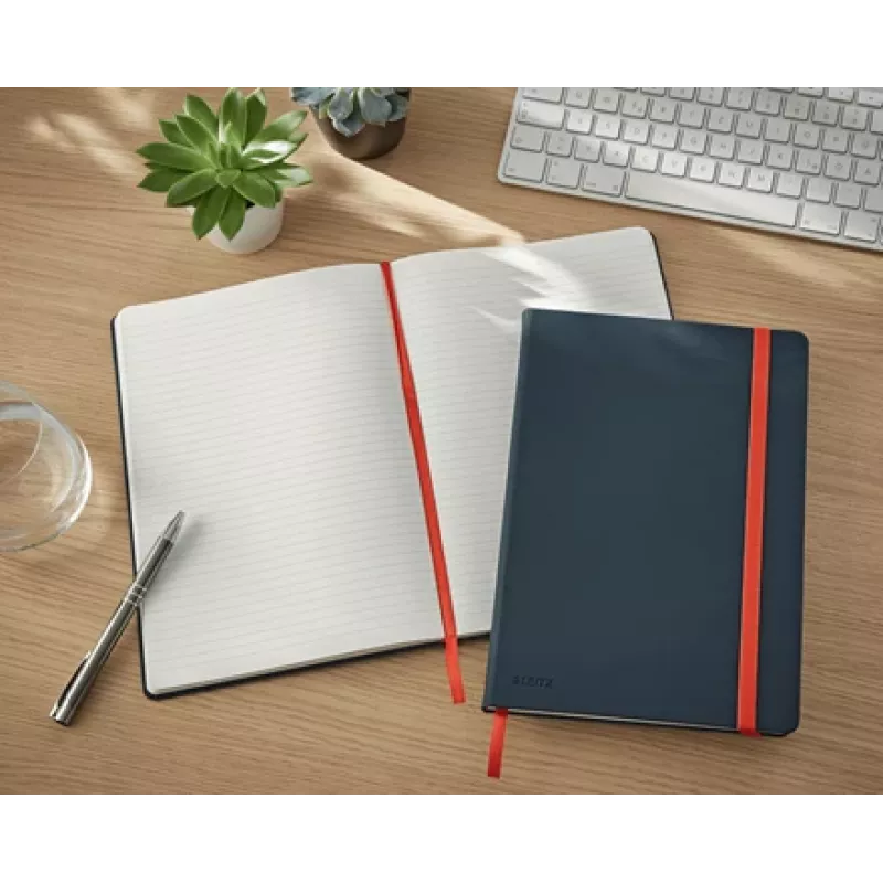 Leitz Cosy quaderno Soft Touch a righe con copertina rigida, monocromatico, nero, B5, 80 fogli, opaco, 100 g/m²