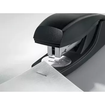 Leitz NeXXt Recycle cucitrice, 30 fogli, nero, punto standard, 24/6, plastica, 80 g/m²