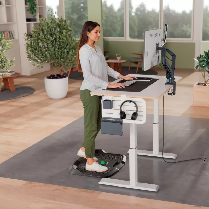 Leitz Ergo Active tappetino antiaffaticamento ergonomico, rettangolare, nero, poliuretano, Bubble, Cina, 605 x 681 mm