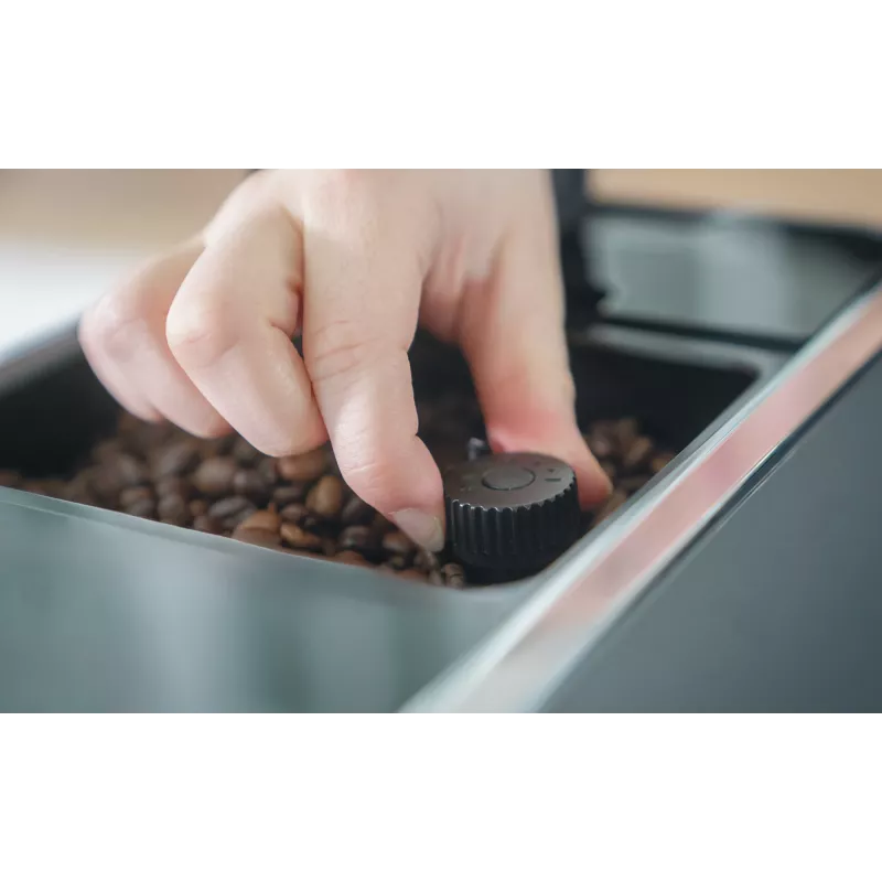 Unold macchina da caffè automatica LUCA 28835