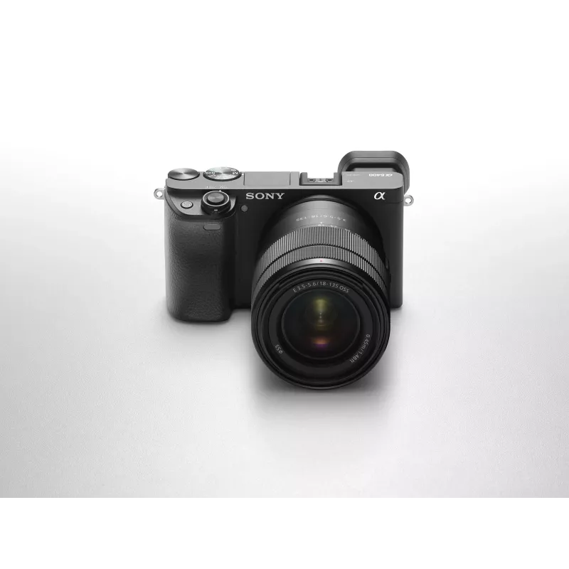 Sony α 6400 + SEL18135 MILC 24,2 MP CMOS 6000 x 4000 pixel nero