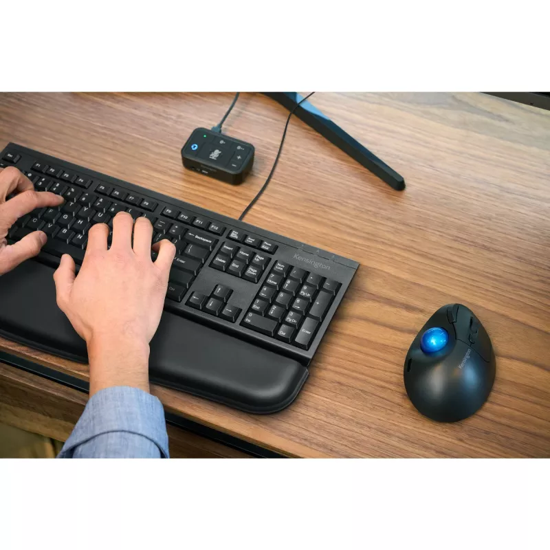 Kensington K63727ES, full-size (100%), con filo, USB, a membrana, QWERTY, nero