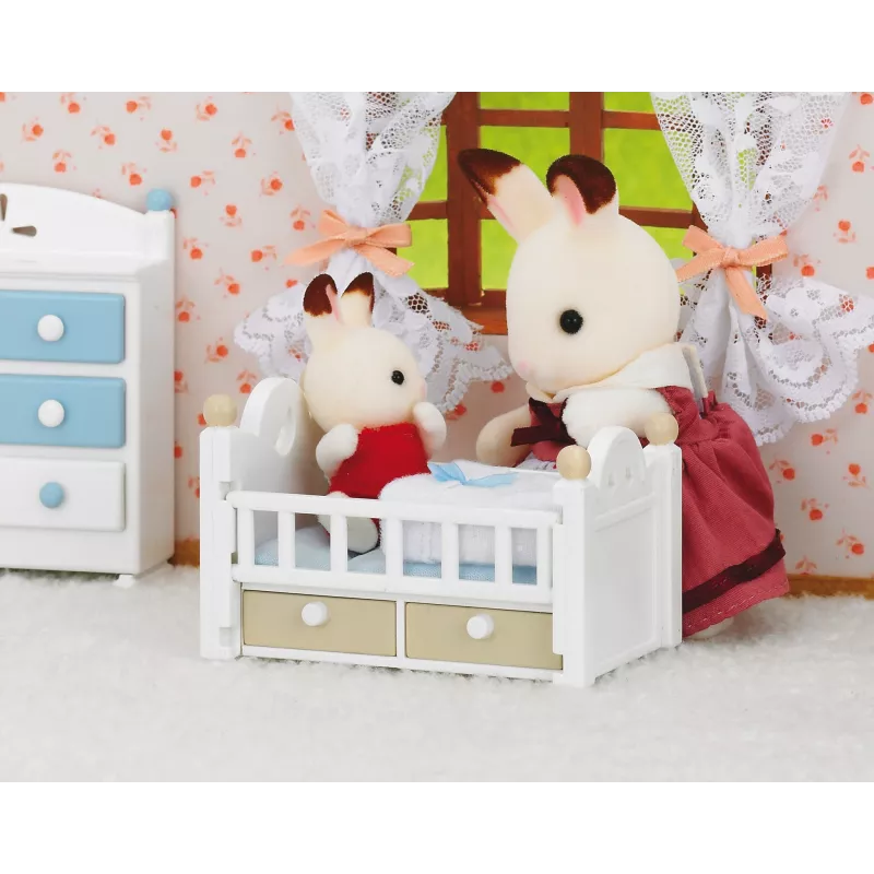 Sylvanian Families set coniglietto cioccolato (lettino per bambola), 3 anni, multicolore, polistirene, plastica