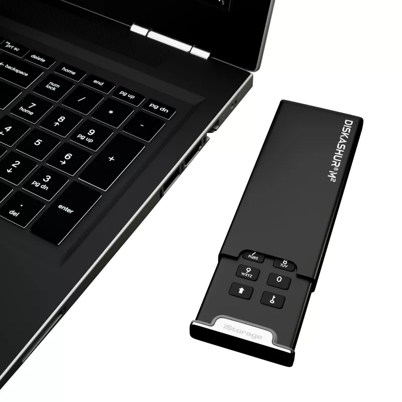 iStorage diskAshur M² SSD 2TB | SSD portatile sicura | Conforme FIPS 140-3 Livello 3 | Common Criteria EAL 5+ | Indipendente da OS e piattaforma | Conforme GDPR, TAA | Protezione dagli attacchi brute-force | Resistente a polvere e acqua