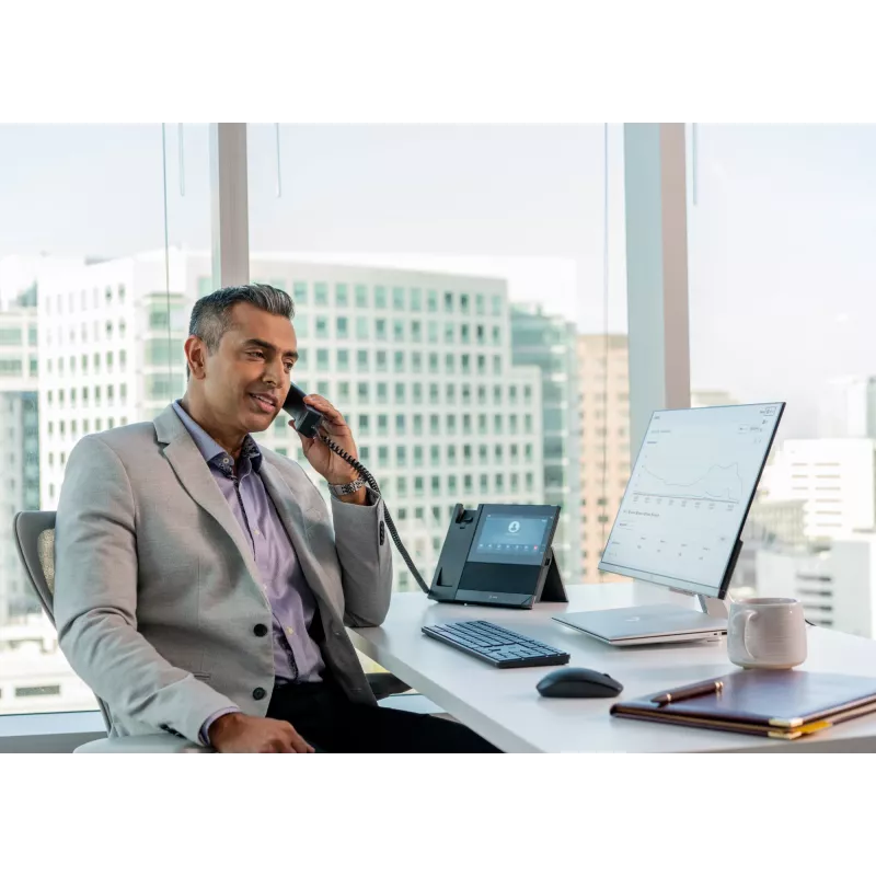 HP Poly CCX 600 Business Media Phone per Microsoft Teams e PoE