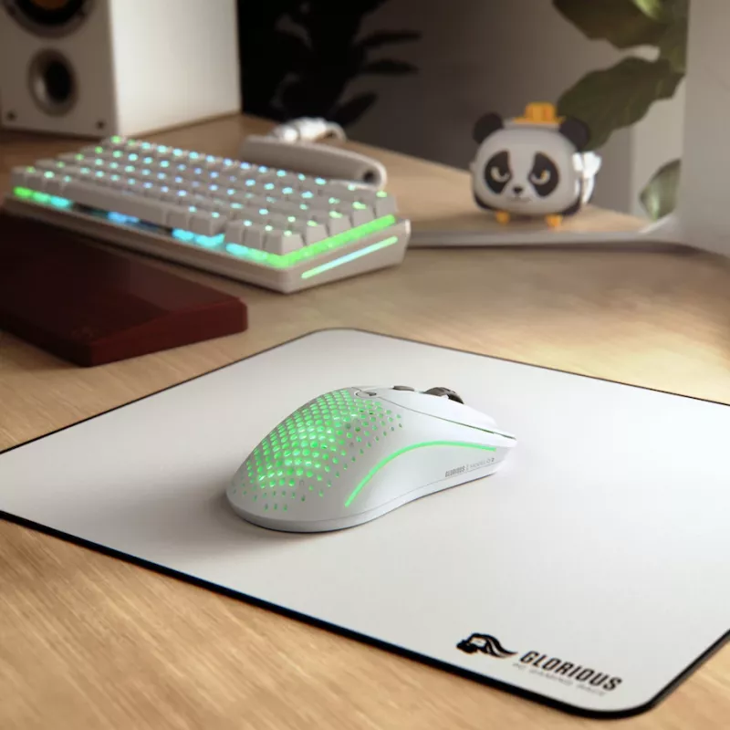 Glorious Gaming Glorious Model O Wireless 2 – bianco opaco, per destrorsi, laser, RF wireless + USB Type-C, 26000 DPI, 1 ms, bianco