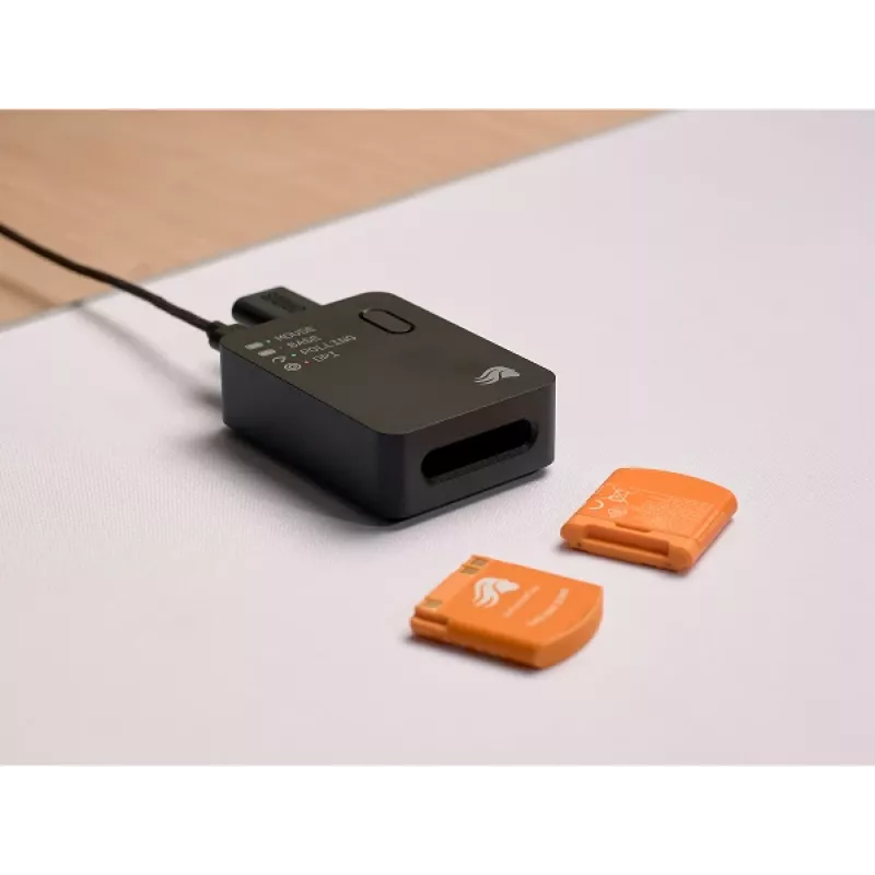 Glorious Gaming Model O3 Wireless mouse da gaming – InfinitePlay sistema di batterie ricaricabili intercambiabili, polling 8k, switch ottici con 130 milioni di clic, ultraleggero con 66 g, sensore ottico 30K-DPI, RGB – nero