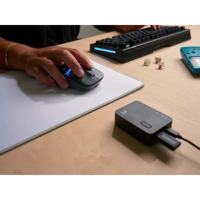 Glorious Gaming Model D3 Wireless mouse da gaming – sistema a batteria ricaricabile intercambiabile InfinitePlay, polling 8k, switch ottici con 130M clic, ultraleggero 69 g, sensore ottico 30K-DPI, RGB – nero