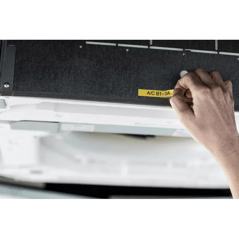 Etichettatrice Brother PT-E110VP trasferimento termico colore 180 x 180 DPI 20 mm/s TZe QWERTY