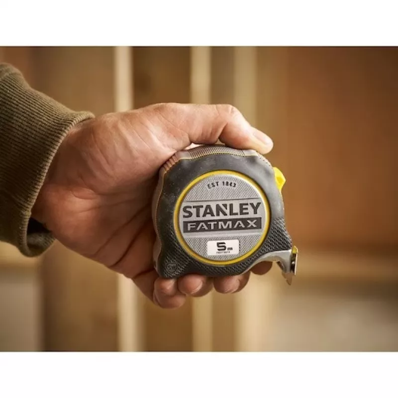 Flessometro Stanley FMHT38214-0 5m nero giallo