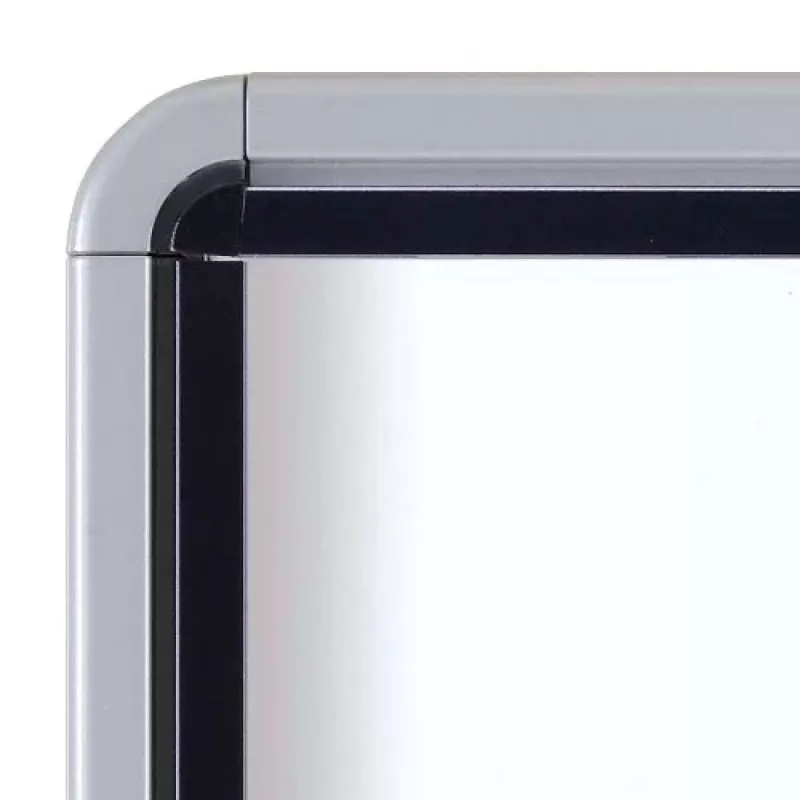Bacheca informativa magnetica da esterno con serratura Nobo Premium Plus 8xA4