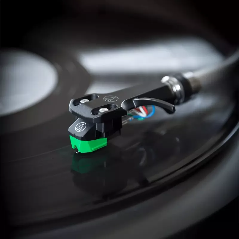 Audio-Technica AT-VM95E/H testina con shell AT-HS6BK preassemblata (nero/verde)