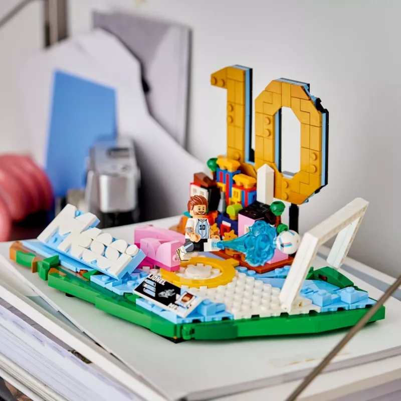 LEGO Editions Sports 43011 Lionel Messi — Momenti di calcio