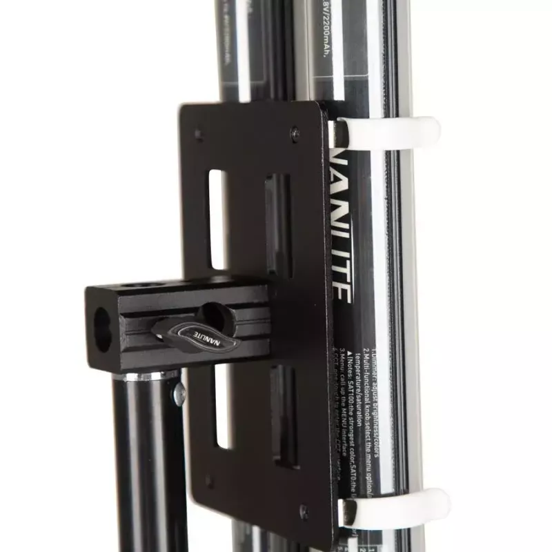 Kit di montaggio Nanlite Pavotube Double Bank 2 T12 LED palo nero