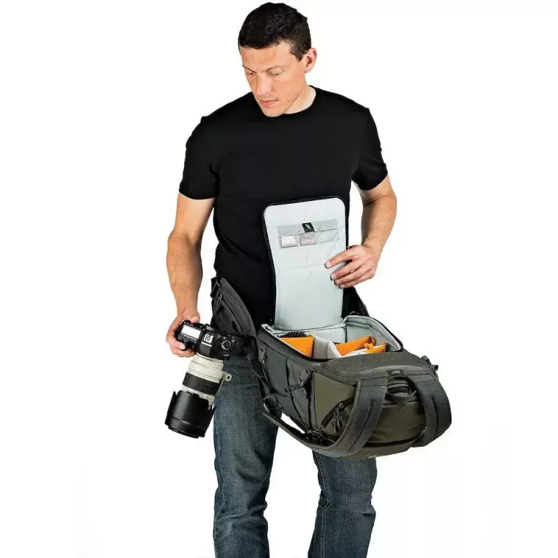 Zaino Lowepro Flipside Trek BP 450 AW