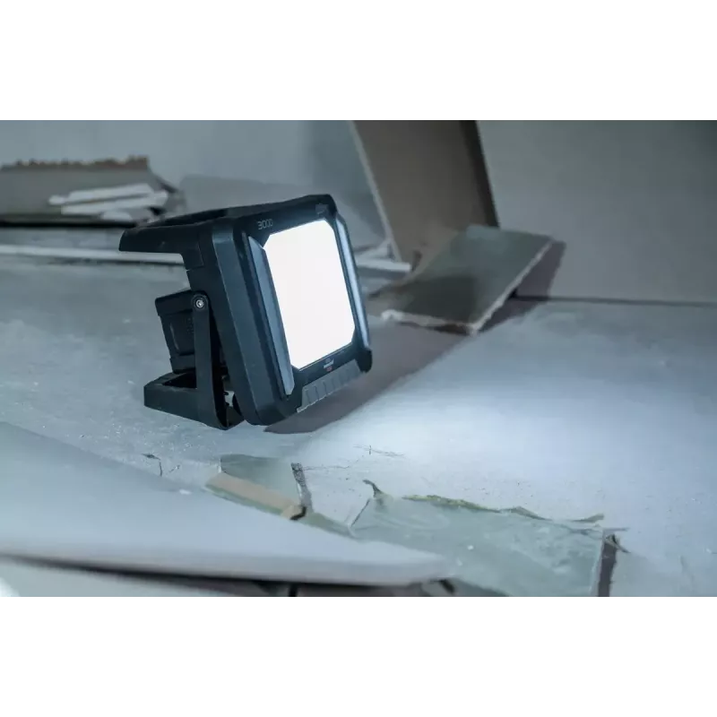 Lampada da lavoro autoportante Brennenstuhl Multi batteria 27 W LED 3150 lm nero