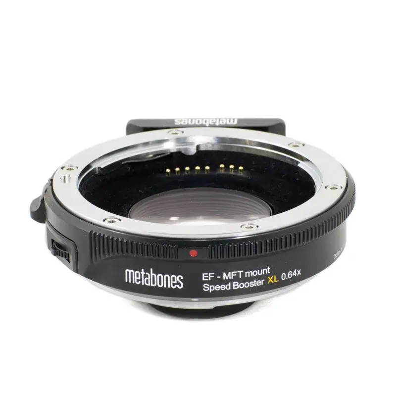 Adattatore per obiettivo Metabones MB_SPEF-M43-BT3