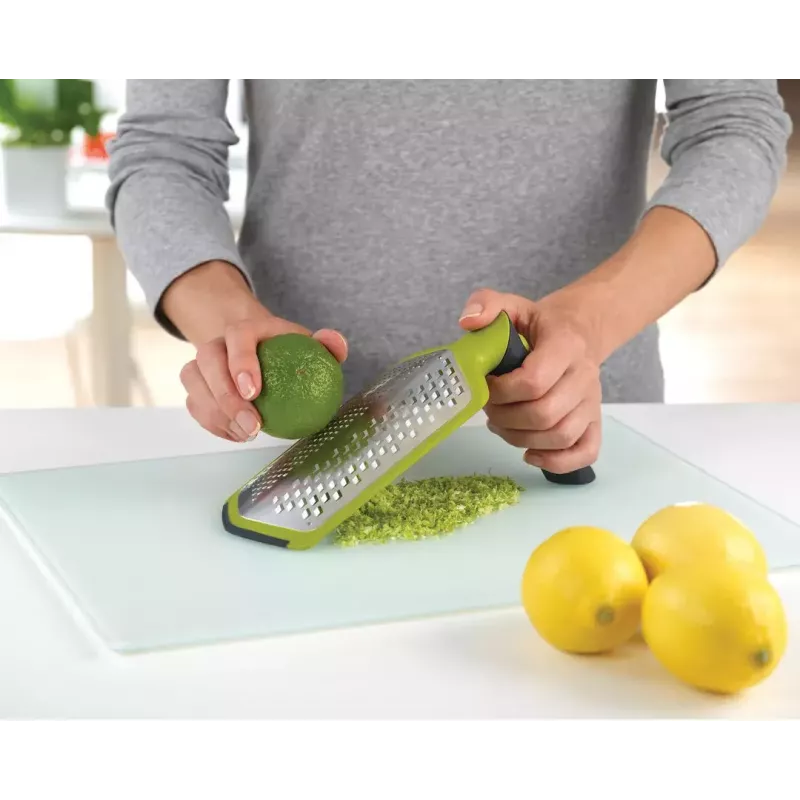 Grattugia con manico Joseph Joseph Twist Grip verde
