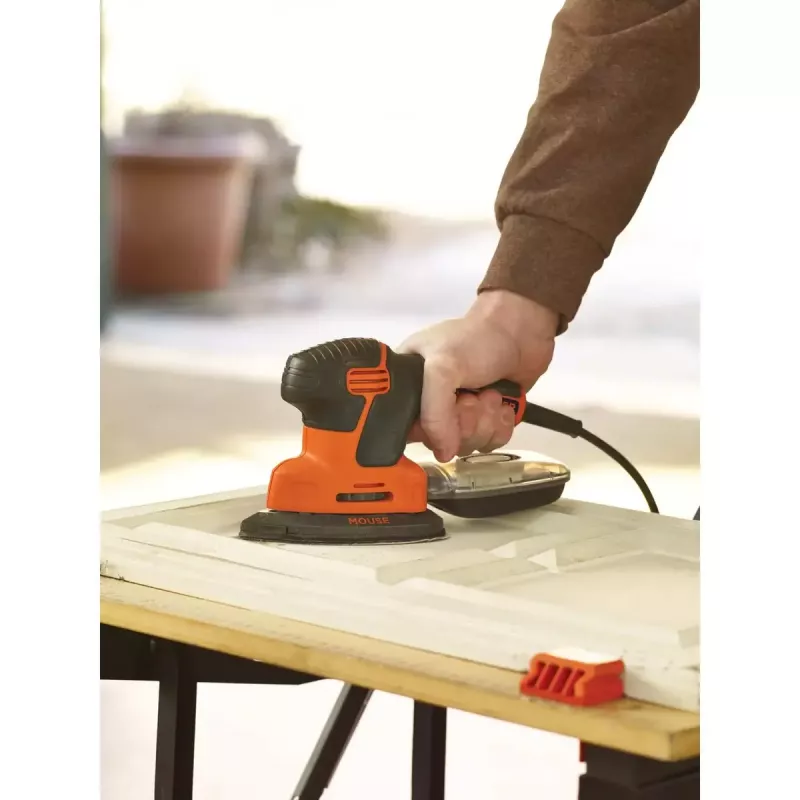 Levigatrice orbitale portatile Black & Decker KA2000-QS